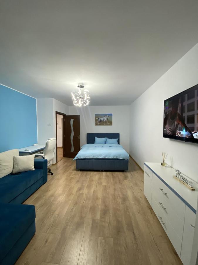 Turquoise Studio Nerva Traian Boekarest Buitenkant foto